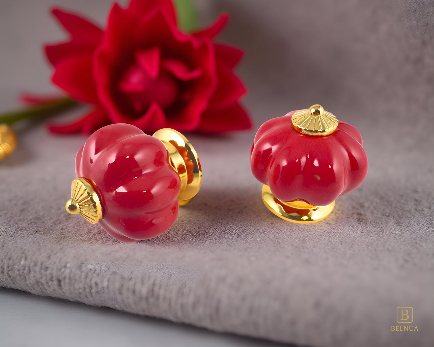 Belnua - Pair of Tavira cabinet porcelain knob in red colour with gold metal base in pumpkin shape with rose and fabric background