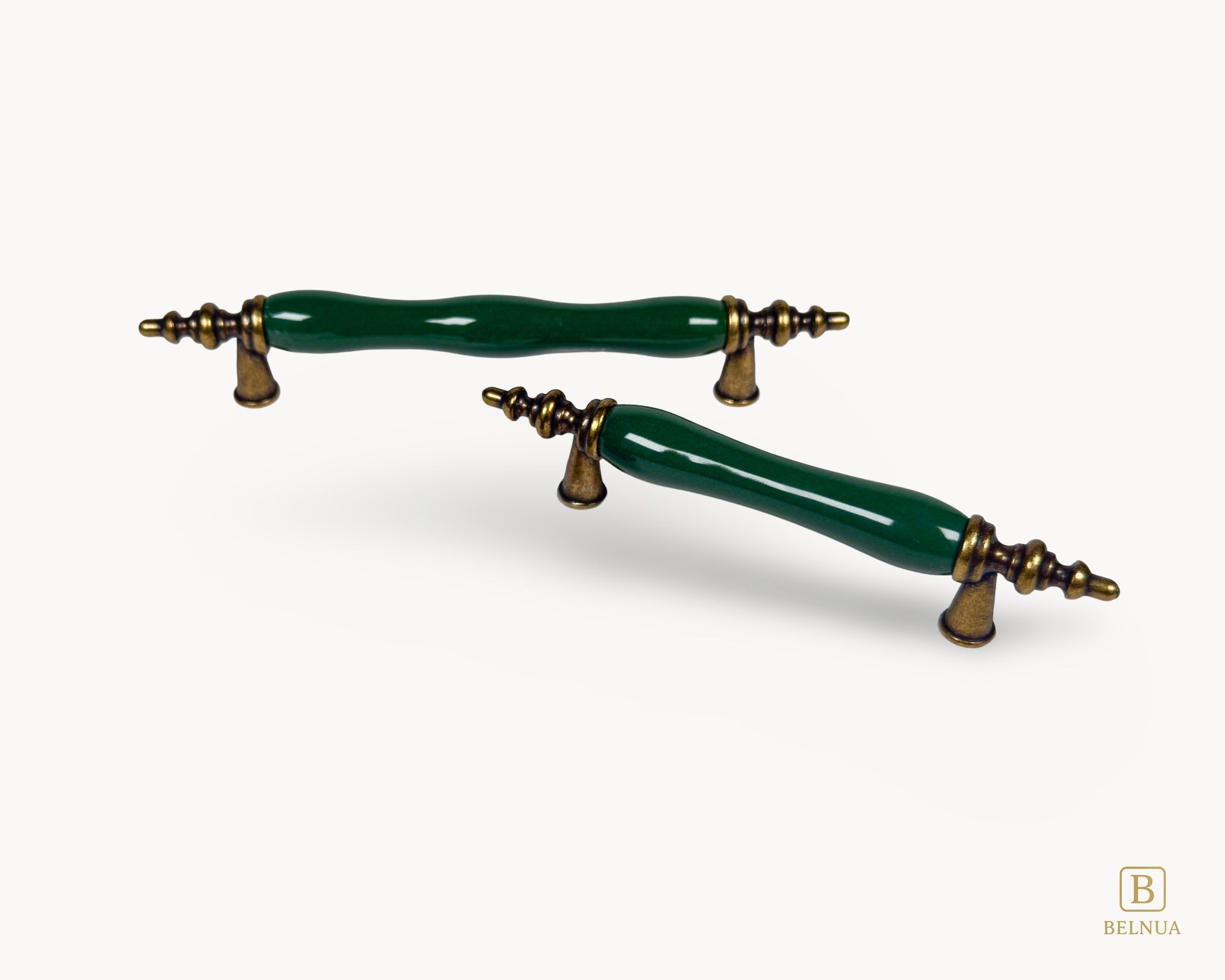 Belnua - Pair of VELNOA antique brass handle with dark green porcelain insert hero image