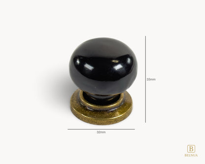 Measurements of black porcelain knobs and brass bases from Zerra collection | Belnua