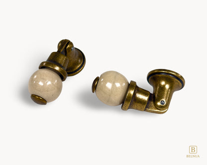 VIRELLA Knob – Antique Brass with Crackle Transparent Porcelain Insert